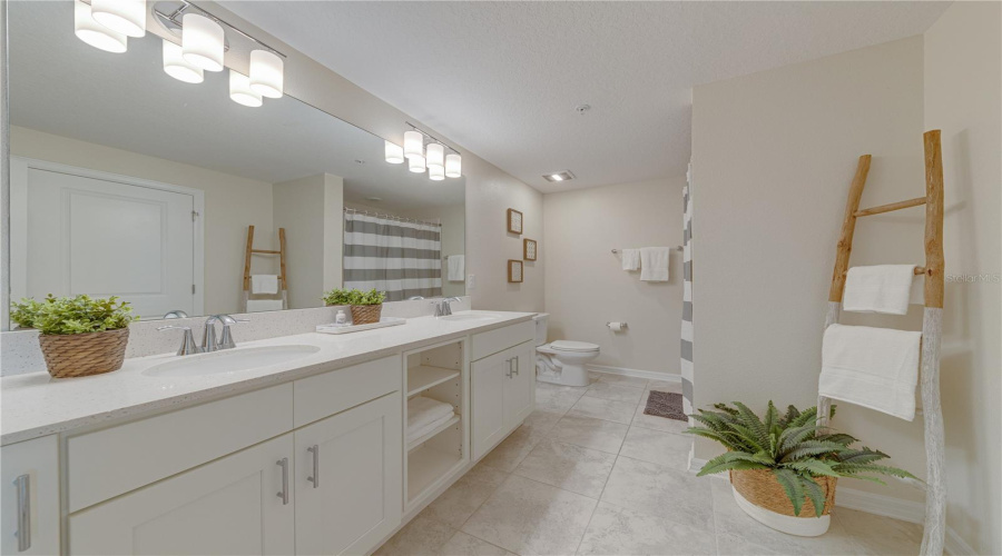 KISSIMMEE, Florida 34746, 3 Bedrooms Bedrooms, ,2 BathroomsBathrooms,Residential,For Sale,PARADOX,0,MFRS5136428