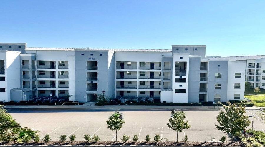 KISSIMMEE, Florida 34746, 3 Bedrooms Bedrooms, ,2 BathroomsBathrooms,Residential,For Sale,PARADOX,0,MFRS5136428