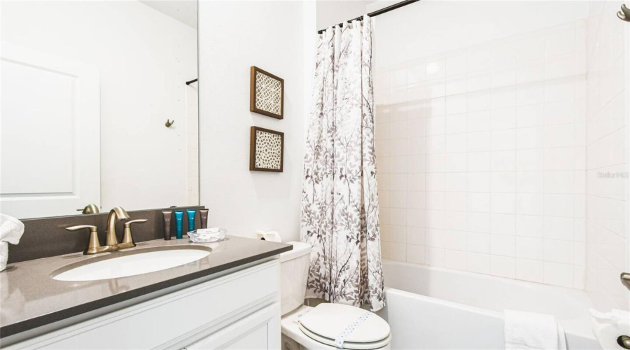 KISSIMMEE, Florida 34746, 6 Bedrooms Bedrooms, ,5 BathroomsBathrooms,Residential,For Sale,PROTAGONIST,0,MFRO6305442