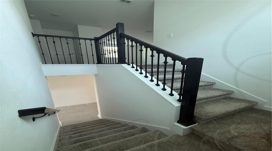 DAVENPORT, Florida 33896, 6 Bedrooms Bedrooms, ,5 BathroomsBathrooms,Residential,For Sale,KINGSBARN,0,MFRO6350323