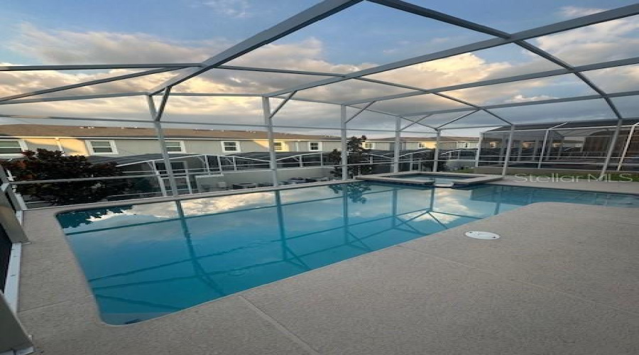 DAVENPORT, Florida 33896, 6 Bedrooms Bedrooms, ,5 BathroomsBathrooms,Residential,For Sale,KINGSBARN,0,MFRO6350323