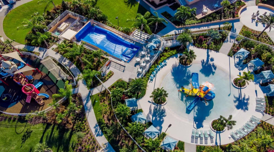 KISSIMMEE, Florida 34747, 8 Bedrooms Bedrooms, ,4 BathroomsBathrooms,Residential,For Sale,SALTY WINDS,0,MFRO6405073