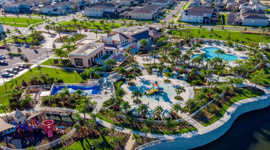 KISSIMMEE, Florida 34747, 8 Bedrooms Bedrooms, ,4 BathroomsBathrooms,Residential,For Sale,SALTY WINDS,0,MFRO6405073