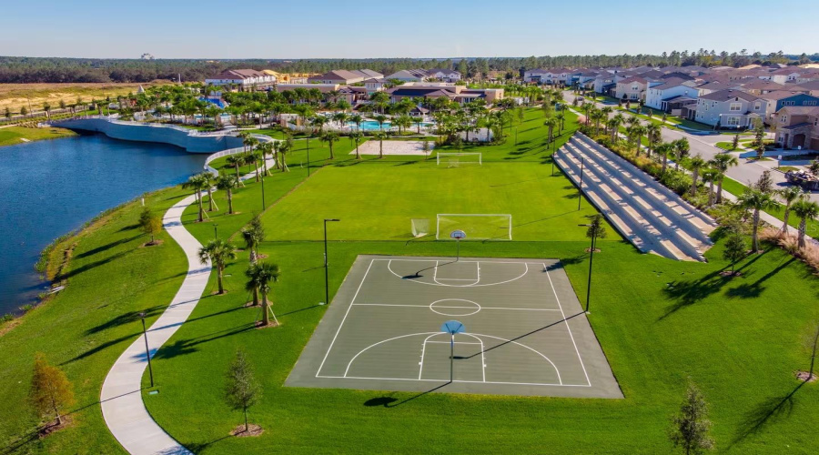 KISSIMMEE, Florida 34747, 8 Bedrooms Bedrooms, ,4 BathroomsBathrooms,Residential,For Sale,SALTY WINDS,0,MFRO6405073
