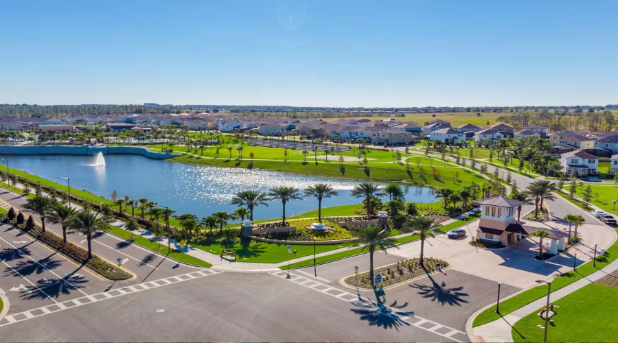KISSIMMEE, Florida 34747, 8 Bedrooms Bedrooms, ,4 BathroomsBathrooms,Residential,For Sale,SALTY WINDS,0,MFRO6405073