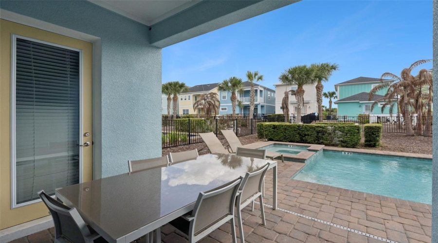 KISSIMMEE, Florida 34747, 5 Bedrooms Bedrooms, ,4 BathroomsBathrooms,Residential,For Sale,KNEE DEEP,0,MFRS5149245