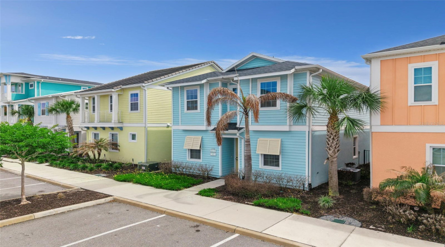 KISSIMMEE, Florida 34747, 5 Bedrooms Bedrooms, ,4 BathroomsBathrooms,Residential,For Sale,KNEE DEEP,0,MFRS5149245