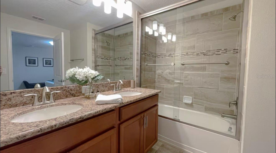 KISSIMMEE, Florida 34746, 4 Bedrooms Bedrooms, ,3 BathroomsBathrooms,Residential,For Sale,GATSBY,0,MFRO6367814
