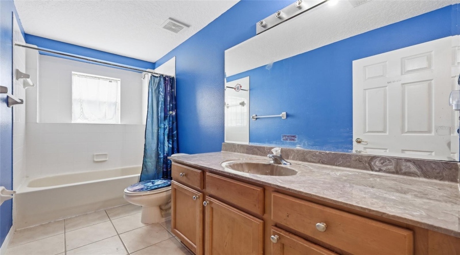 DAVENPORT, Florida 33897, 5 Bedrooms Bedrooms, ,3 BathroomsBathrooms,Residential,For Sale,CORVINA,0,MFRO6404979