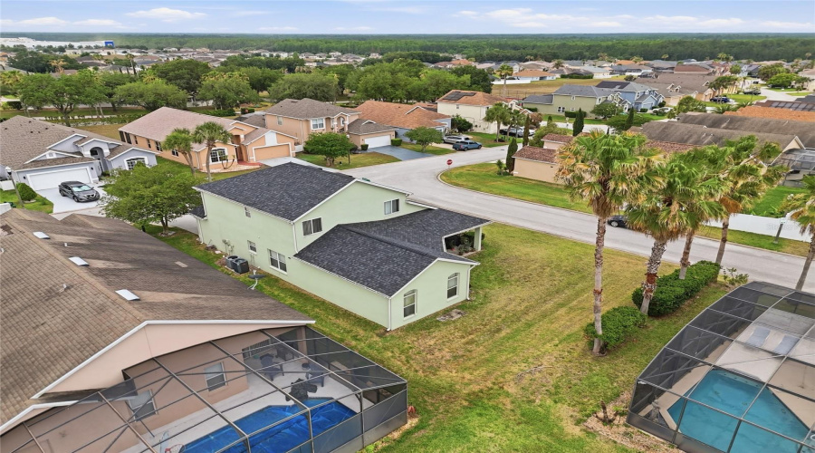 DAVENPORT, Florida 33897, 5 Bedrooms Bedrooms, ,3 BathroomsBathrooms,Residential,For Sale,CORVINA,0,MFRO6404979