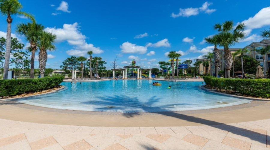 KISSIMMEE, Florida 34747, 3 Bedrooms Bedrooms, ,3 BathroomsBathrooms,Residential,For Sale,RENSHAW,0,MFRO6404535