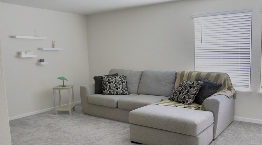 DAVENPORT, Florida 33896, 4 Bedrooms Bedrooms, ,3 BathroomsBathrooms,Residential,For Sale,VISION,0,MFRO6404842