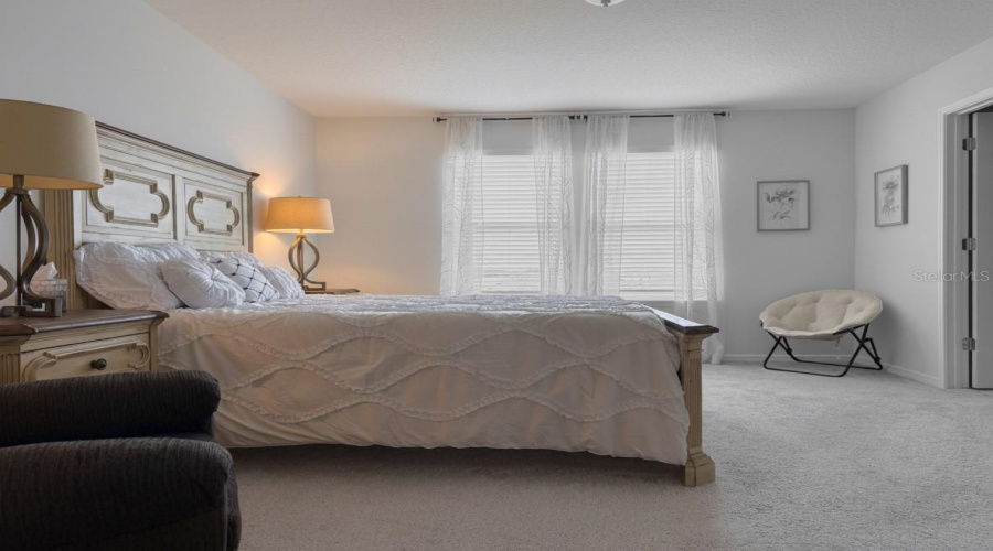 DAVENPORT, Florida 33896, 4 Bedrooms Bedrooms, ,3 BathroomsBathrooms,Residential,For Sale,VISION,0,MFRO6404842
