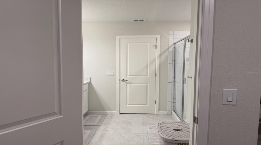 DAVENPORT, Florida 33896, 4 Bedrooms Bedrooms, ,3 BathroomsBathrooms,Residential,For Sale,VISION,0,MFRO6404842