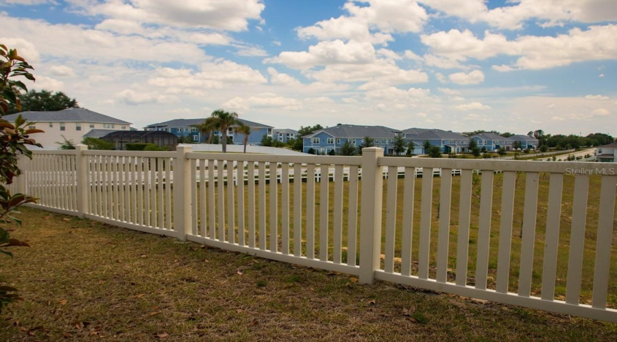 DAVENPORT, Florida 33896, 4 Bedrooms Bedrooms, ,3 BathroomsBathrooms,Residential,For Sale,VISION,0,MFRO6404842