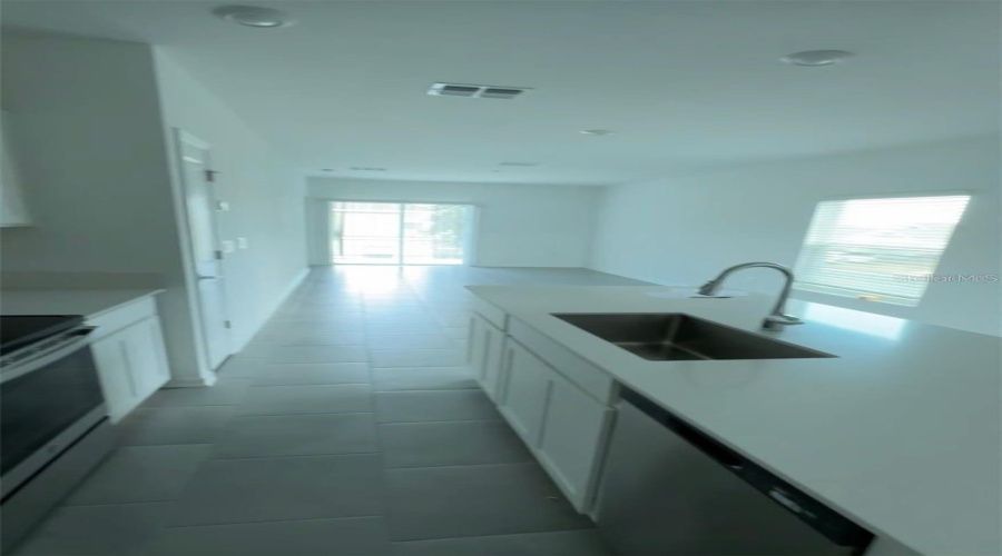 DAVENPORT, Florida 33837, 3 Bedrooms Bedrooms, ,2 BathroomsBathrooms,Residential,For Sale,PUNCH BOWL,0,MFRO6404477