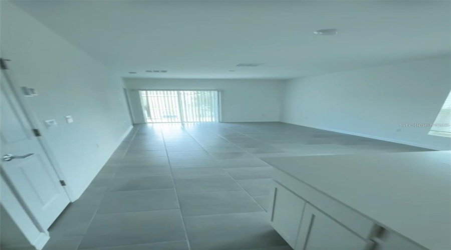 DAVENPORT, Florida 33837, 3 Bedrooms Bedrooms, ,2 BathroomsBathrooms,Residential,For Sale,PUNCH BOWL,0,MFRO6404477