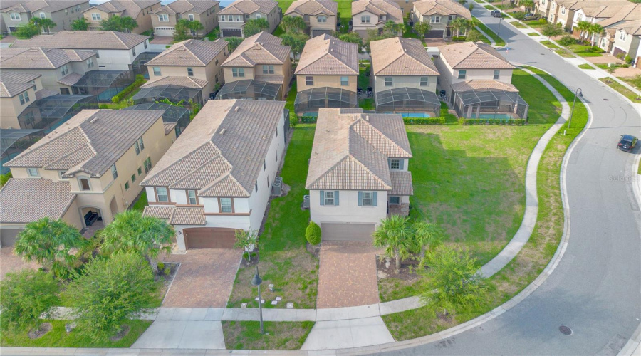 KISSIMMEE, Florida 34747, 5 Bedrooms Bedrooms, ,4 BathroomsBathrooms,Residential,For Sale,BENGAL,0,MFRO6404732