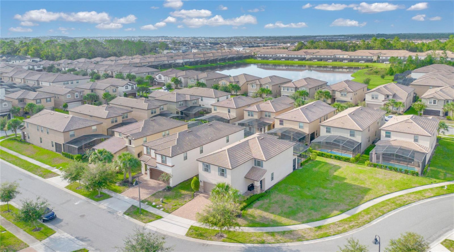 KISSIMMEE, Florida 34747, 5 Bedrooms Bedrooms, ,4 BathroomsBathrooms,Residential,For Sale,BENGAL,0,MFRO6404732