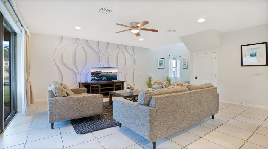 KISSIMMEE, Florida 34747, 5 Bedrooms Bedrooms, ,4 BathroomsBathrooms,Residential,For Sale,BENGAL,0,MFRO6404732