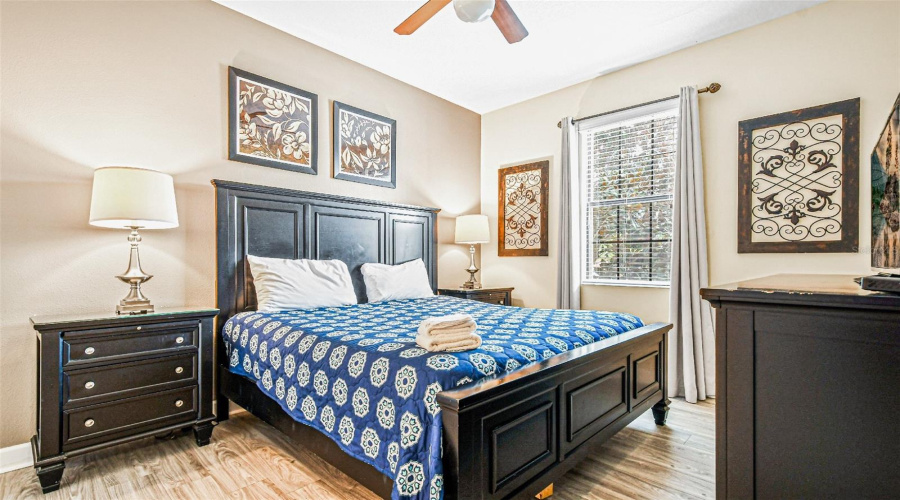 DAVENPORT, Florida 33896, 8 Bedrooms Bedrooms, ,5 BathroomsBathrooms,Residential,For Sale,SHADOW MOUNTAIN,0,MFRO6405241