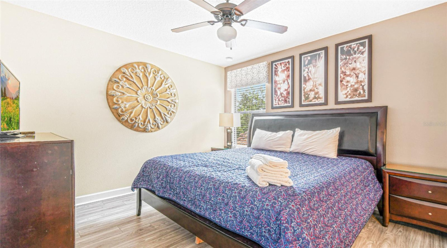 DAVENPORT, Florida 33896, 8 Bedrooms Bedrooms, ,5 BathroomsBathrooms,Residential,For Sale,SHADOW MOUNTAIN,0,MFRO6405241