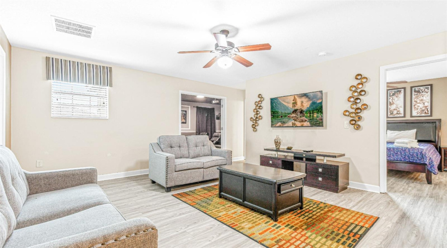 DAVENPORT, Florida 33896, 8 Bedrooms Bedrooms, ,5 BathroomsBathrooms,Residential,For Sale,SHADOW MOUNTAIN,0,MFRO6405241