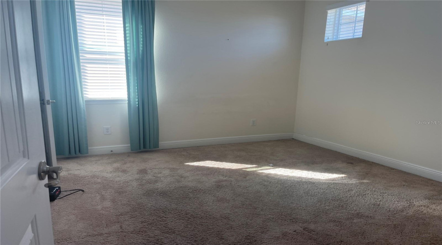 KISSIMMEE, Florida 34747, 5 Bedrooms Bedrooms, ,5 BathroomsBathrooms,Residential,For Sale,PENDANT,0,MFRO6404820