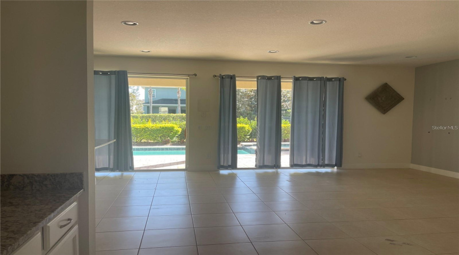 KISSIMMEE, Florida 34747, 5 Bedrooms Bedrooms, ,5 BathroomsBathrooms,Residential,For Sale,PENDANT,0,MFRO6404820