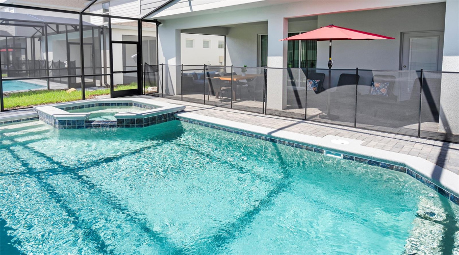 DAVENPORT, Florida 33897, 7 Bedrooms Bedrooms, ,5 BathroomsBathrooms,Residential,For Sale,LILAC,0,MFRO6405274