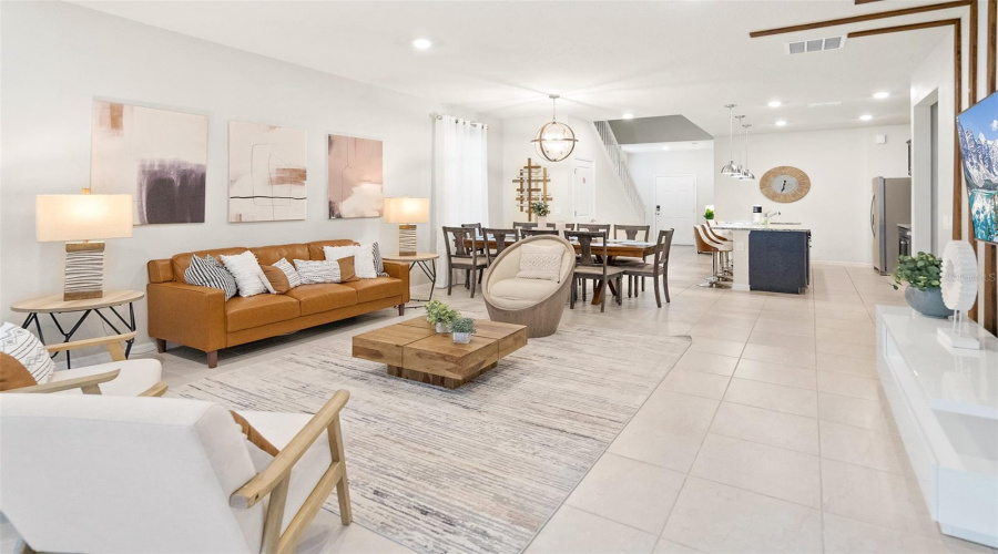 DAVENPORT, Florida 33897, 7 Bedrooms Bedrooms, ,5 BathroomsBathrooms,Residential,For Sale,LILAC,0,MFRO6405274