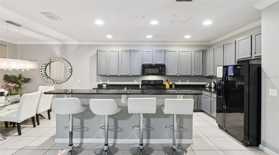 DAVENPORT, Florida 33837, 6 Bedrooms Bedrooms, ,5 BathroomsBathrooms,Residential,For Sale,ACORN,0,MFRS5149133
