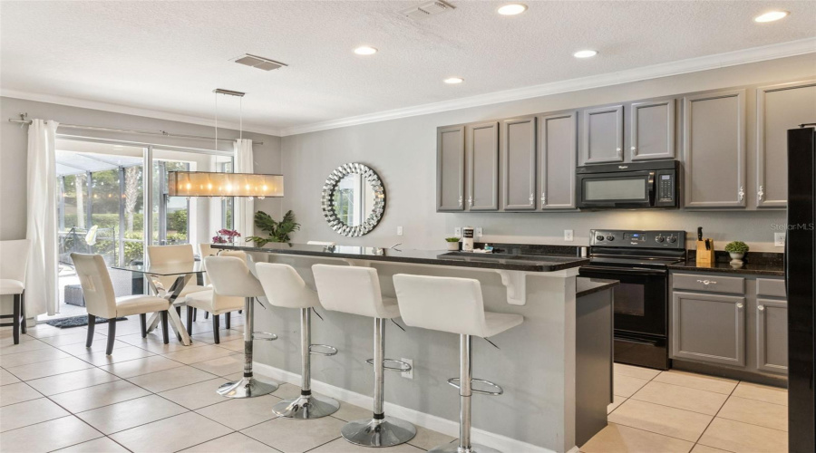 DAVENPORT, Florida 33837, 6 Bedrooms Bedrooms, ,5 BathroomsBathrooms,Residential,For Sale,ACORN,0,MFRS5149133
