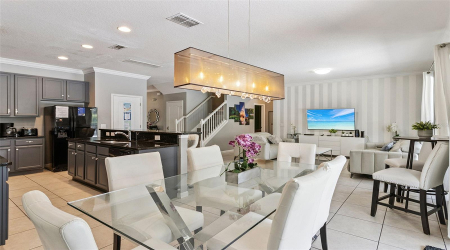 DAVENPORT, Florida 33837, 6 Bedrooms Bedrooms, ,5 BathroomsBathrooms,Residential,For Sale,ACORN,0,MFRS5149133