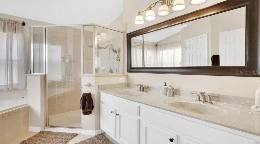 ORLANDO, Florida 32836, 3 Bedrooms Bedrooms, ,2 BathroomsBathrooms,Residential,For Sale,PECKY CYPRESS,0,MFRO6404360