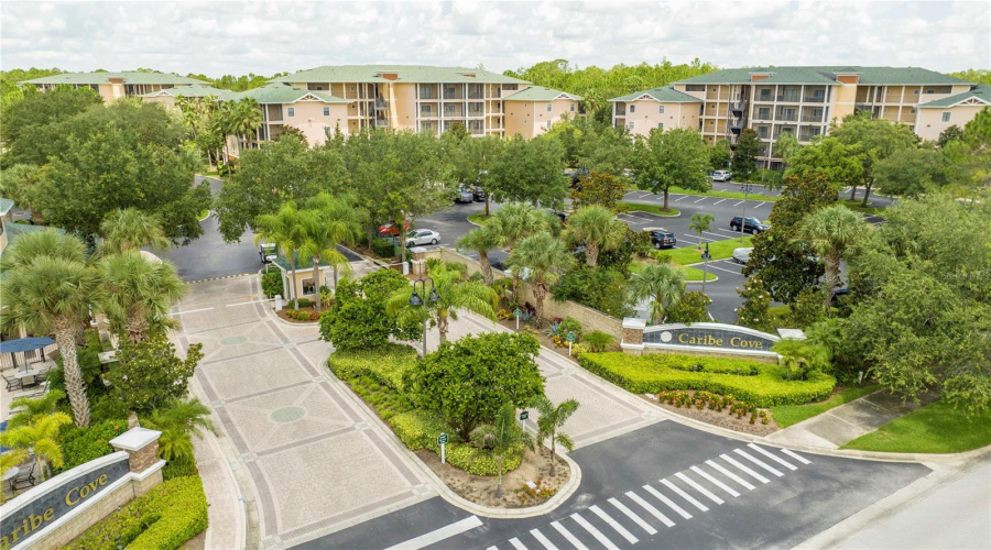 KISSIMMEE, Florida 34747, 2 Bedrooms Bedrooms, ,2 BathroomsBathrooms,Residential,For Sale,PIRATES RETREAT,0,MFRO6404877