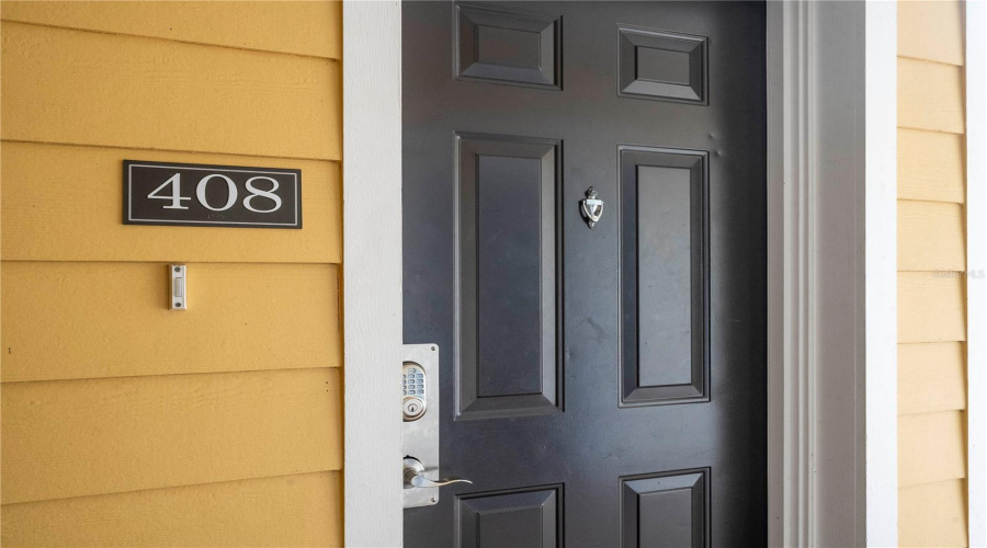 KISSIMMEE, Florida 34747, 2 Bedrooms Bedrooms, ,2 BathroomsBathrooms,Residential,For Sale,PIRATES RETREAT,0,MFRO6404877