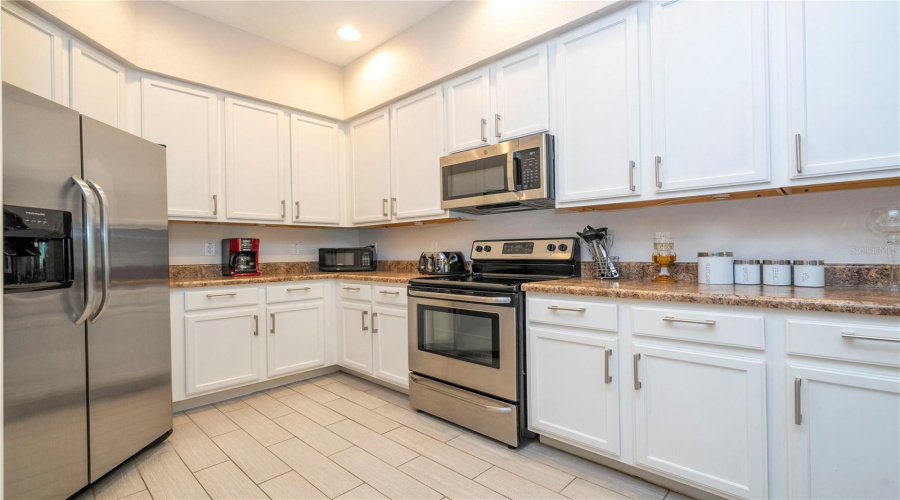 KISSIMMEE, Florida 34747, 2 Bedrooms Bedrooms, ,2 BathroomsBathrooms,Residential,For Sale,PIRATES RETREAT,0,MFRO6404877