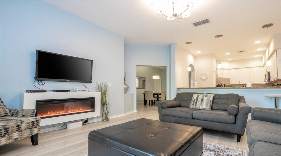 KISSIMMEE, Florida 34747, 2 Bedrooms Bedrooms, ,2 BathroomsBathrooms,Residential,For Sale,PIRATES RETREAT,0,MFRO6404877