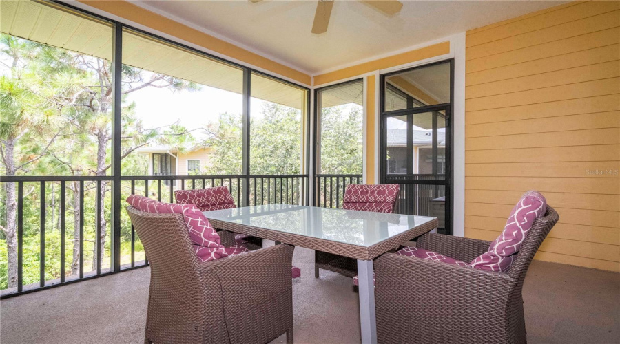 KISSIMMEE, Florida 34747, 2 Bedrooms Bedrooms, ,2 BathroomsBathrooms,Residential,For Sale,PIRATES RETREAT,0,MFRO6404877