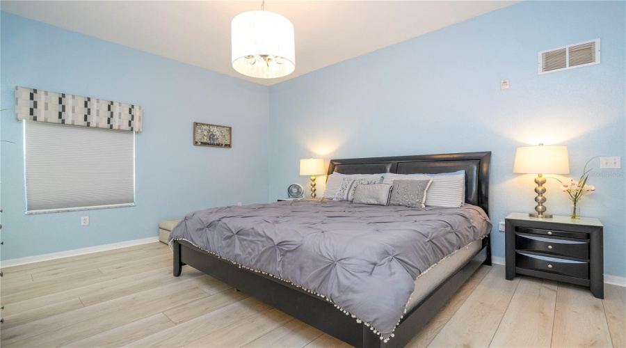 KISSIMMEE, Florida 34747, 2 Bedrooms Bedrooms, ,2 BathroomsBathrooms,Residential,For Sale,PIRATES RETREAT,0,MFRO6404877