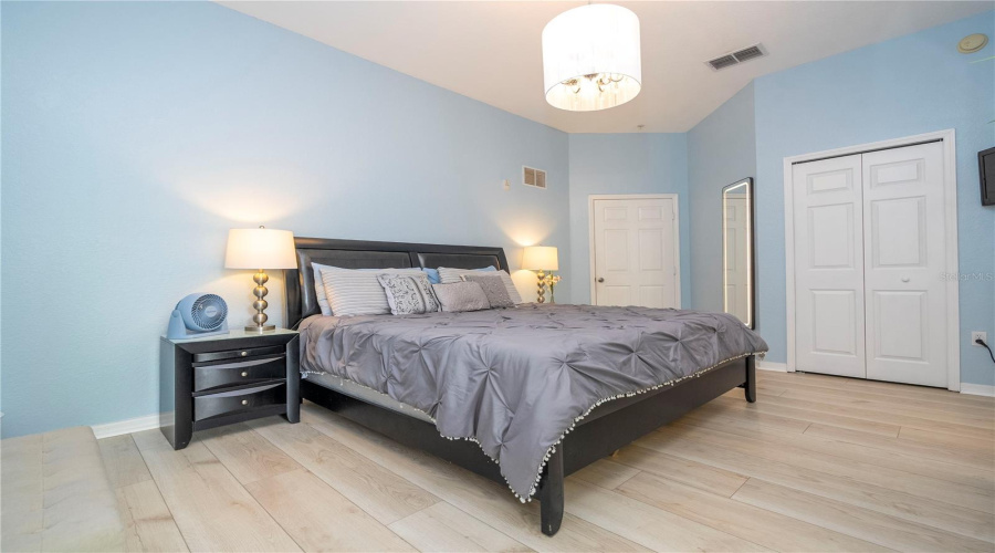 KISSIMMEE, Florida 34747, 2 Bedrooms Bedrooms, ,2 BathroomsBathrooms,Residential,For Sale,PIRATES RETREAT,0,MFRO6404877