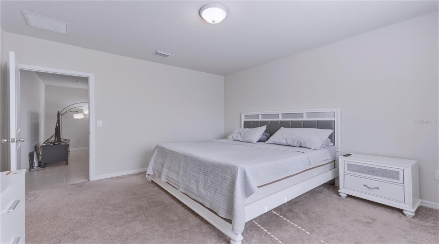 DAVENPORT, Florida 33837, 4 Bedrooms Bedrooms, ,2 BathroomsBathrooms,Residential,For Sale,WEAVER,0,MFRO6405059