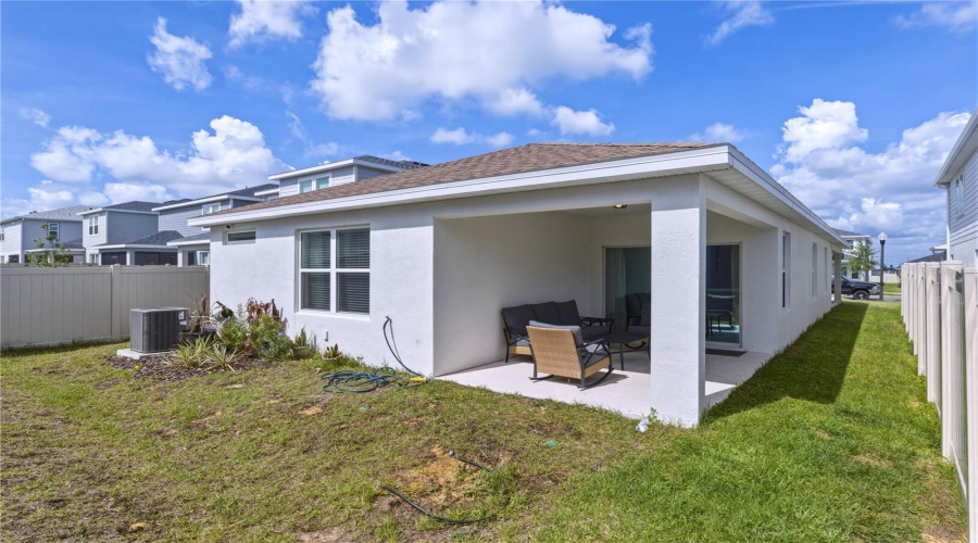DAVENPORT, Florida 33837, 4 Bedrooms Bedrooms, ,2 BathroomsBathrooms,Residential,For Sale,WEAVER,0,MFRO6405059