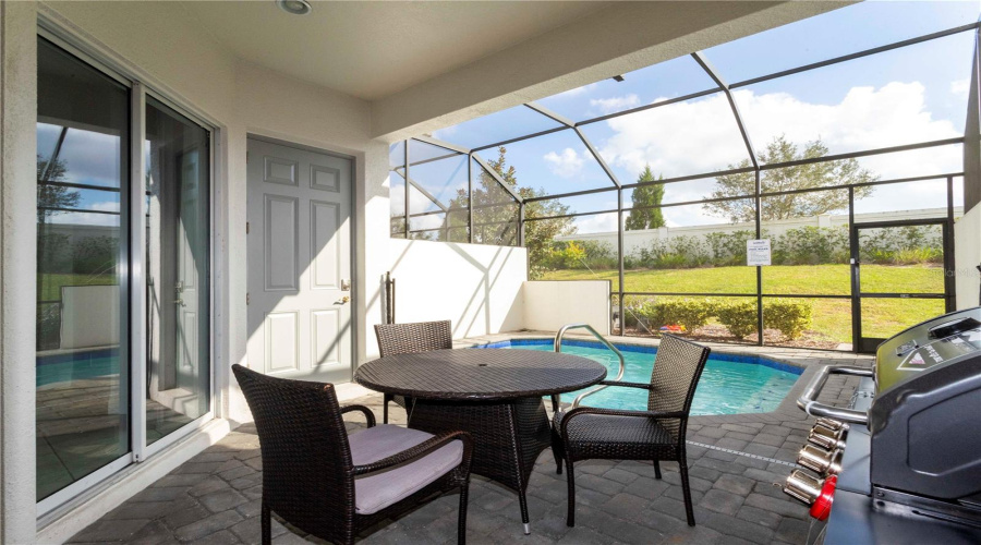 DAVENPORT, Florida 33896, 5 Bedrooms Bedrooms, ,4 BathroomsBathrooms,Residential,For Sale,CAPTIVA,0,MFRO6348209