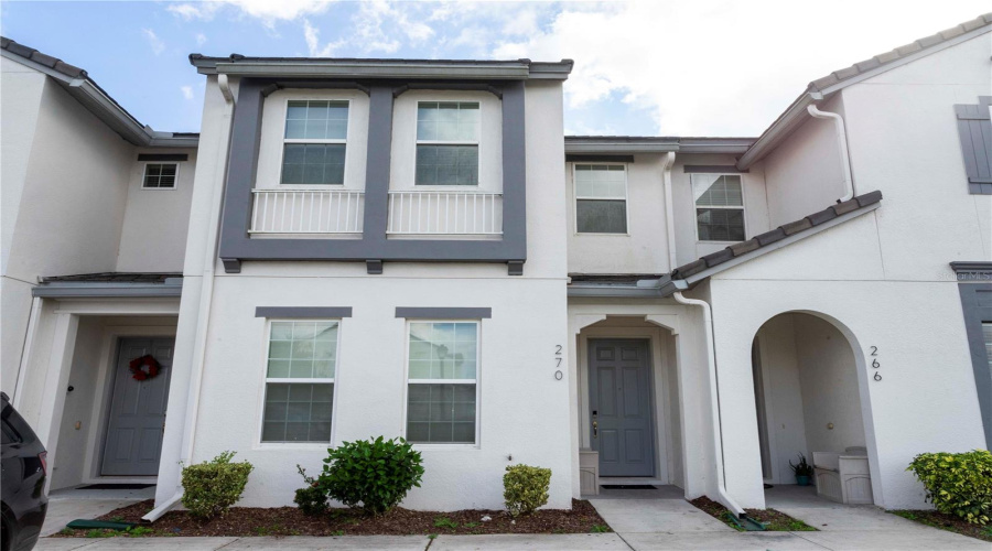 DAVENPORT, Florida 33896, 5 Bedrooms Bedrooms, ,4 BathroomsBathrooms,Residential,For Sale,CAPTIVA,0,MFRO6348209