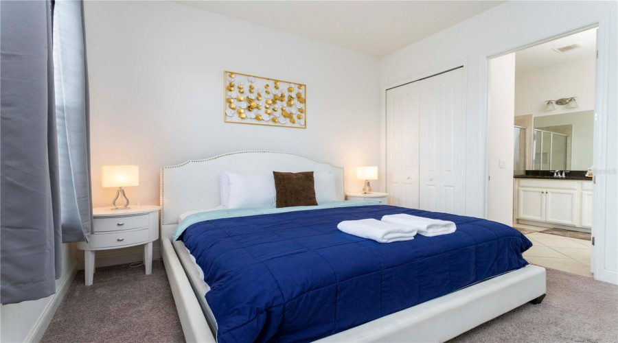 DAVENPORT, Florida 33896, 5 Bedrooms Bedrooms, ,4 BathroomsBathrooms,Residential,For Sale,CAPTIVA,0,MFRO6348209