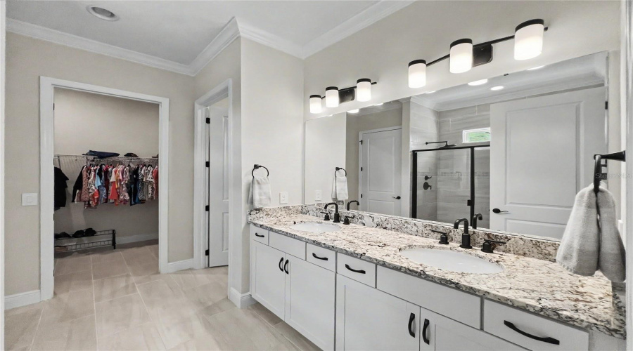 KISSIMMEE, Florida 34747, 4 Bedrooms Bedrooms, ,3 BathroomsBathrooms,Residential,For Sale,LIMESTONE,0,MFRS5148684