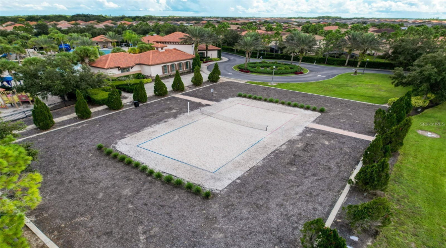 DAVENPORT, Florida 33837, 6 Bedrooms Bedrooms, ,5 BathroomsBathrooms,Residential,For Sale,OAKMOSS,0,MFRO6367564