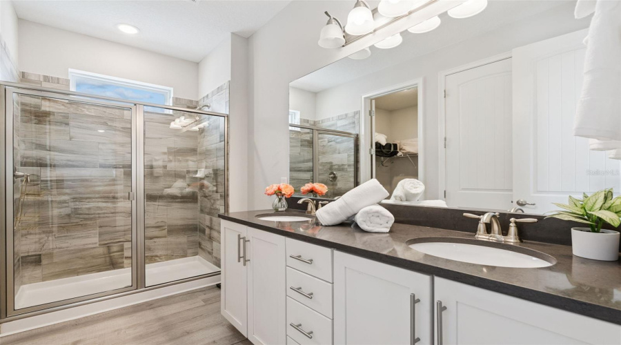 KISSIMMEE, Florida 34747, 4 Bedrooms Bedrooms, ,3 BathroomsBathrooms,Residential,For Sale,SOUTHFIELD,0,MFRO6404639